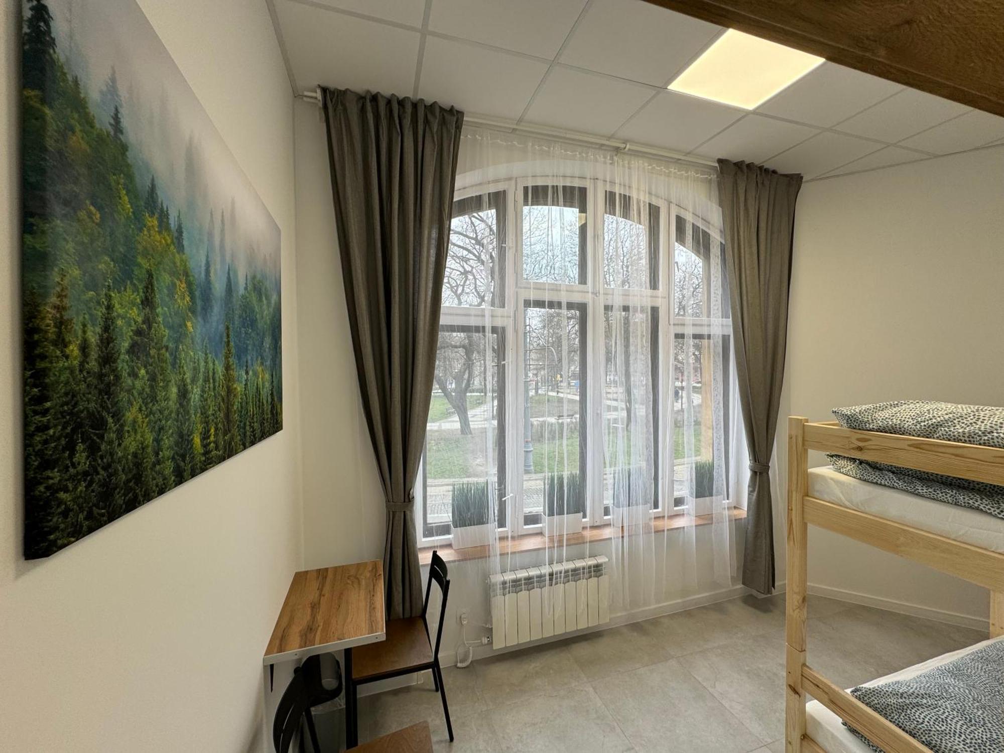 Green Hostel Katowice - 24H Parking 外观 照片