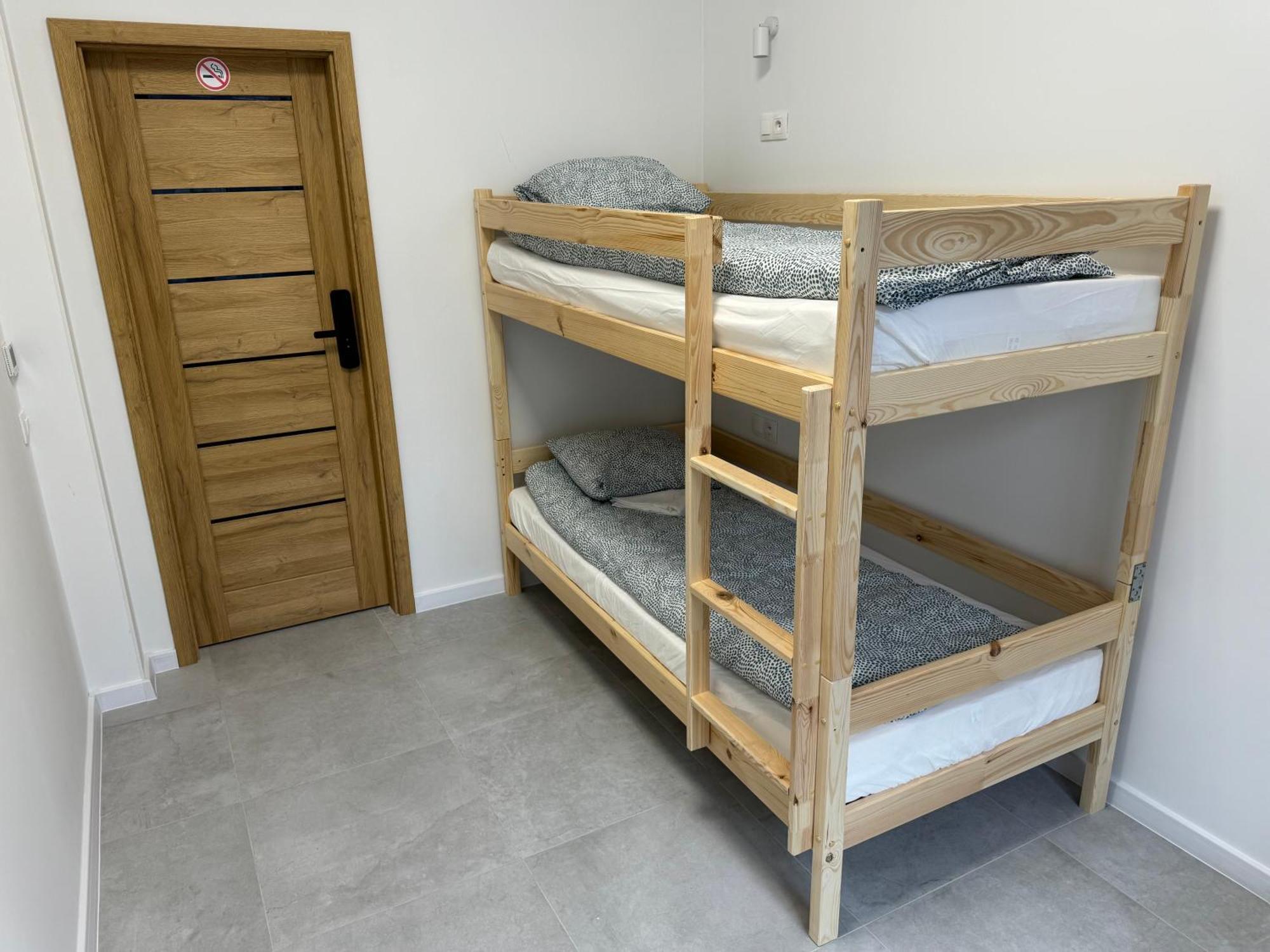 Green Hostel Katowice - 24H Parking 外观 照片